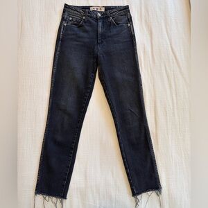 AMO Jeans High Rise Stix Crop